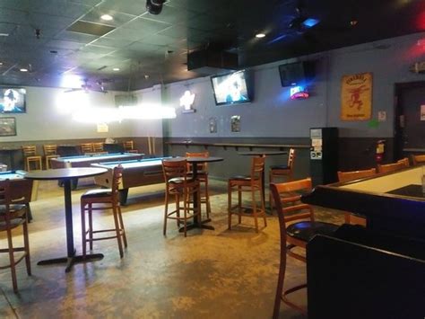 sportsline bar and grill  Mini Golf, Venues & Event Spaces, Bars